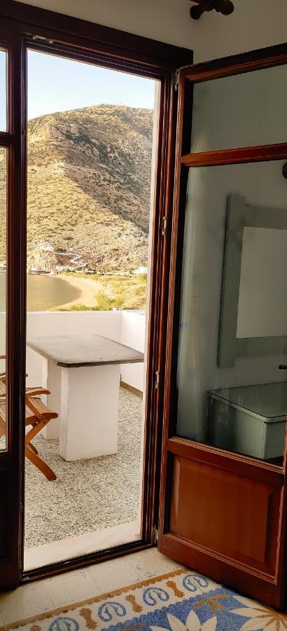 Simeon Rooms & Apartments Kamares  Bagian luar foto