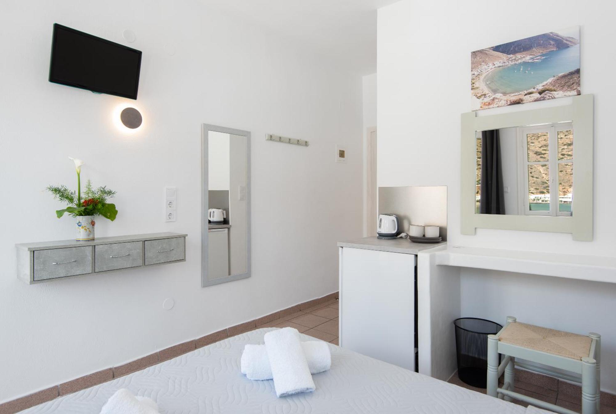 Simeon Rooms & Apartments Kamares  Bagian luar foto