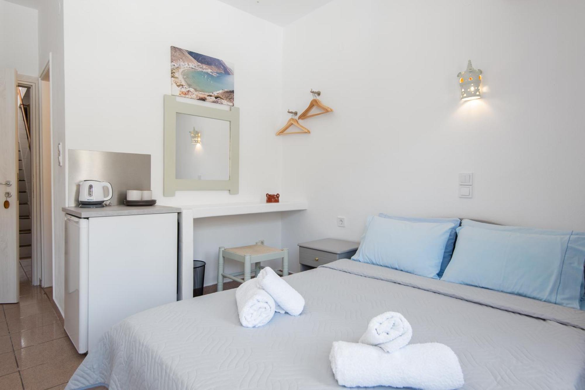 Simeon Rooms & Apartments Kamares  Bagian luar foto