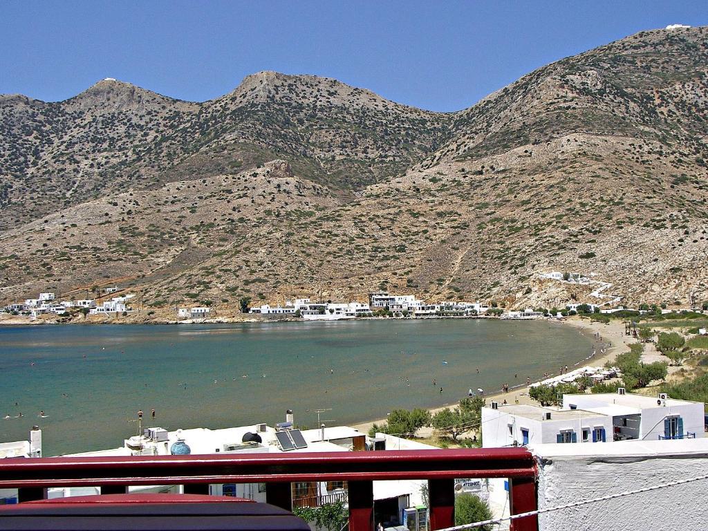 Simeon Rooms & Apartments Kamares  Bagian luar foto